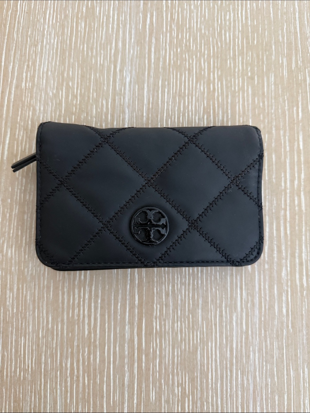 Tory Burch Willa Matte Black Quilted Zip-Around Wallet with Logo Bifold Wallet - Picture 3 of 10